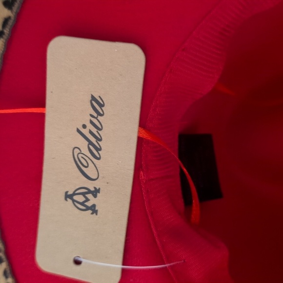 Hat - Picture 5 of 9